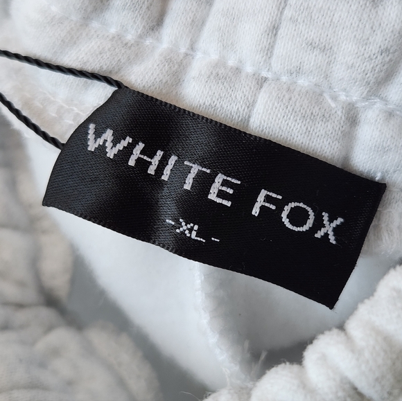 White Fox Boutique Sweatpants XL Nwt - Picture 3 of 4